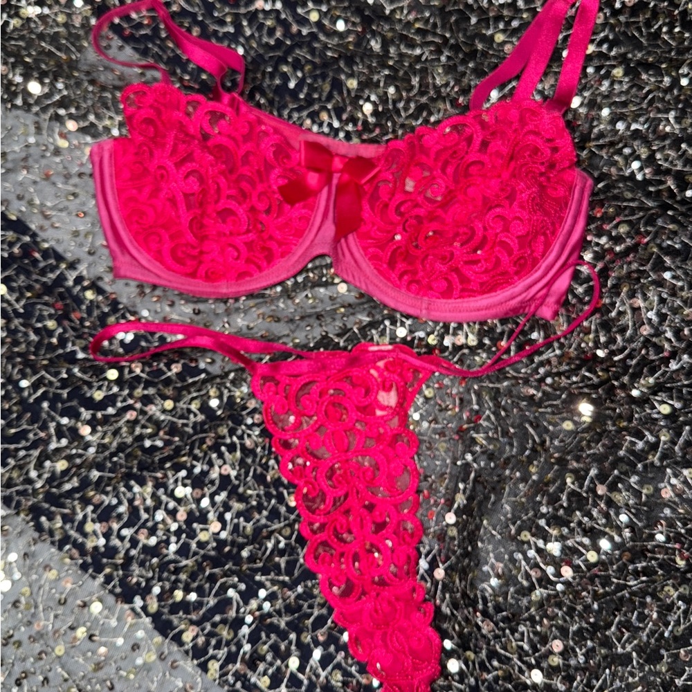 Vintage Victoria’s Secret 36D and Large string bottom Lace Lingerie Hot Pink